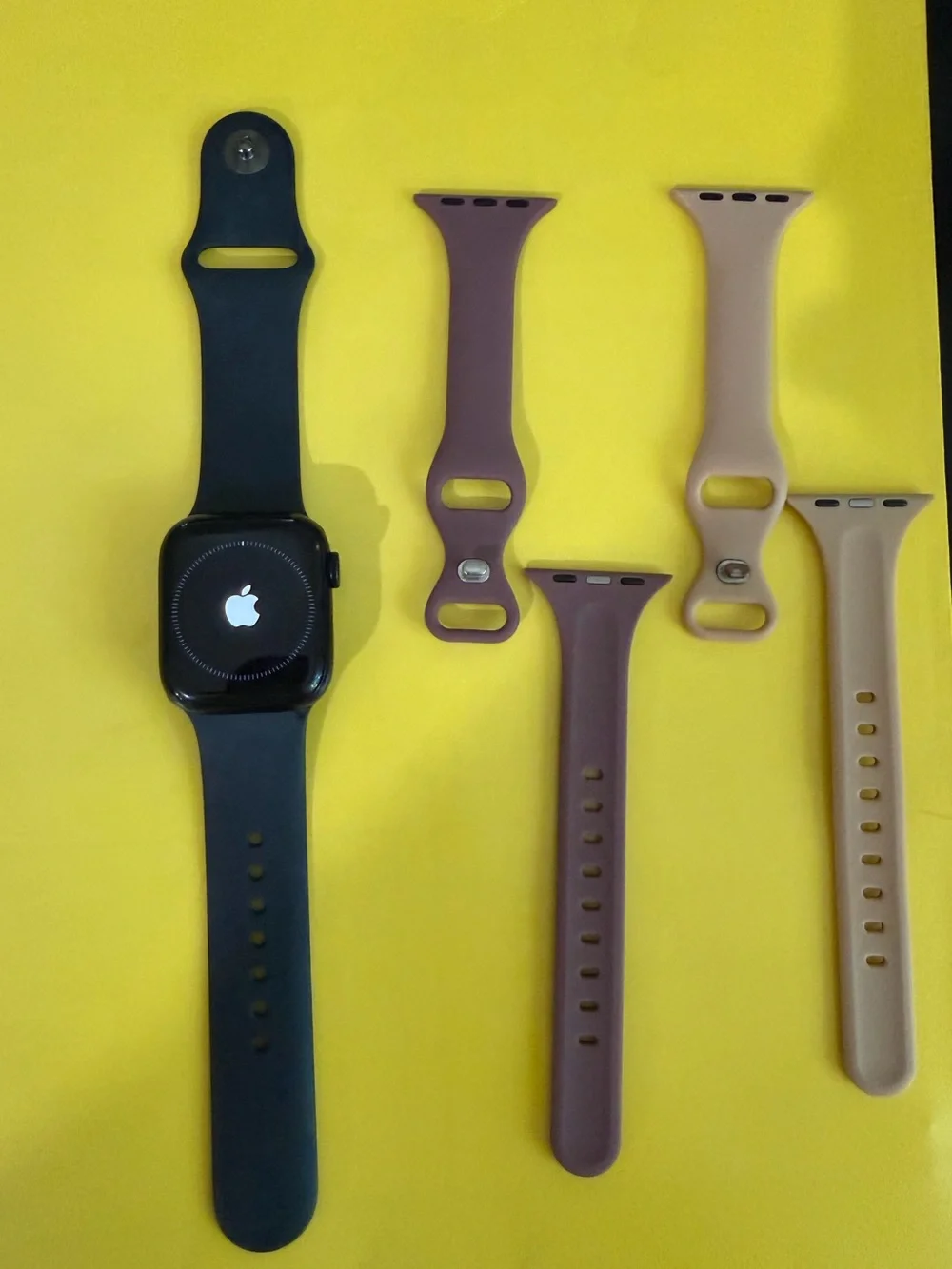 Apple Watch (Black) series 7
